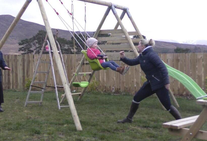 Tigh An Each B&b & Laggan Glamping