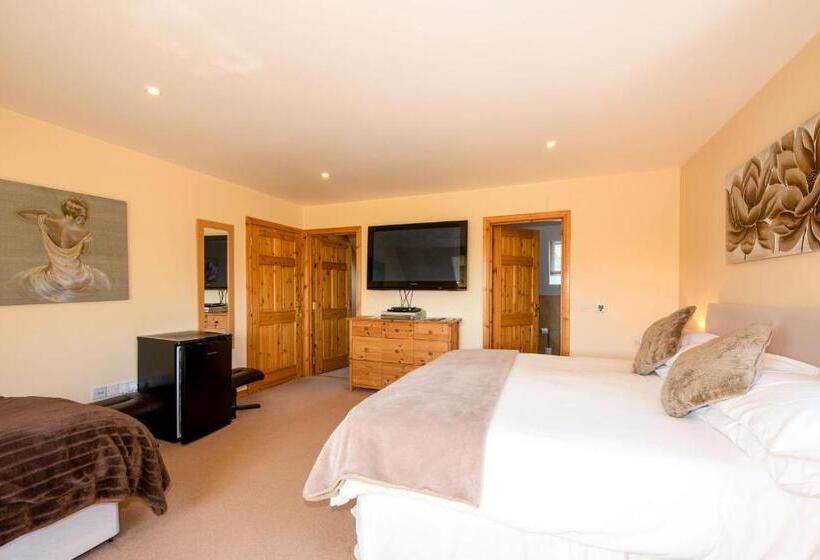 Tigh An Each B&b & Laggan Glamping