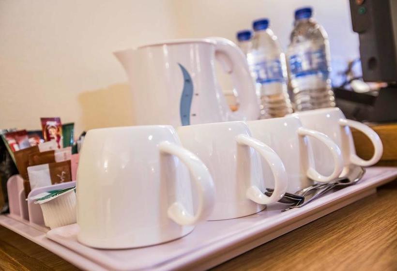 Tollgate Hotel And Leisure