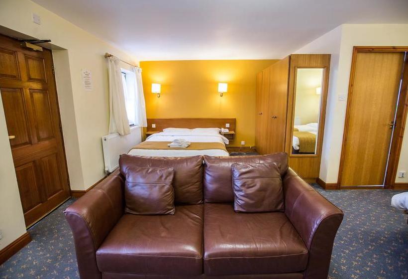 Tollgate Hotel And Leisure