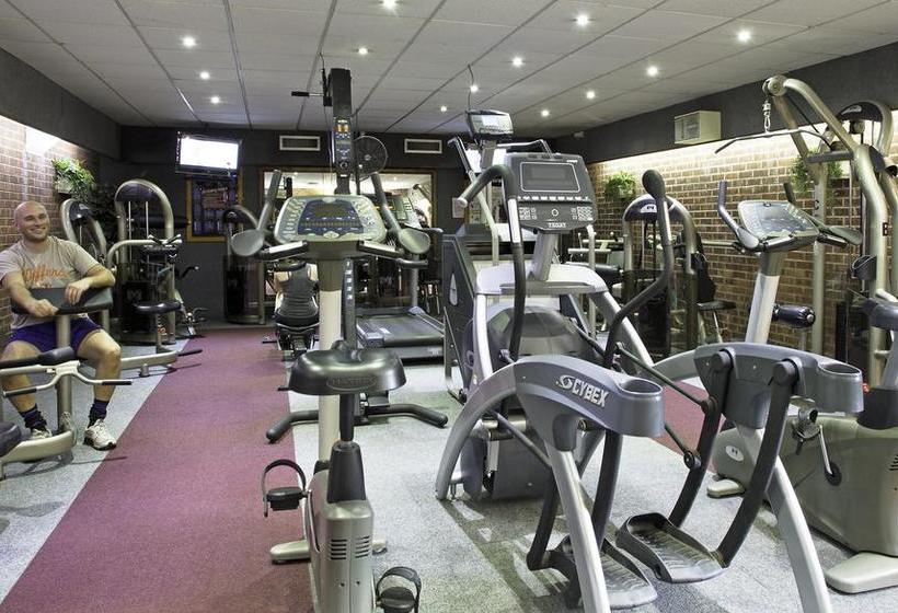 Tollgate Hotel And Leisure