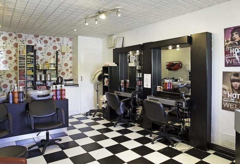 Tollgate Hotel And Leisure