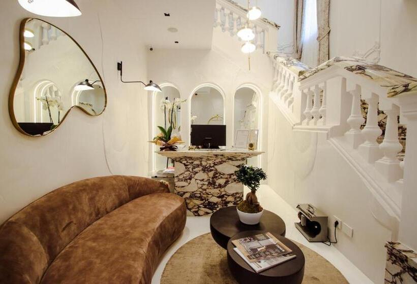 The Crown Boutique Hotel & Spa