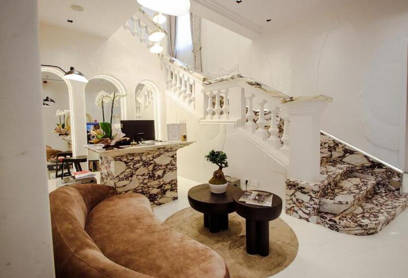 The Crown Boutique Hotel & Spa