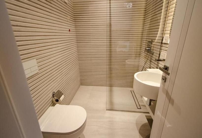 The Crown Boutique Hotel & Spa