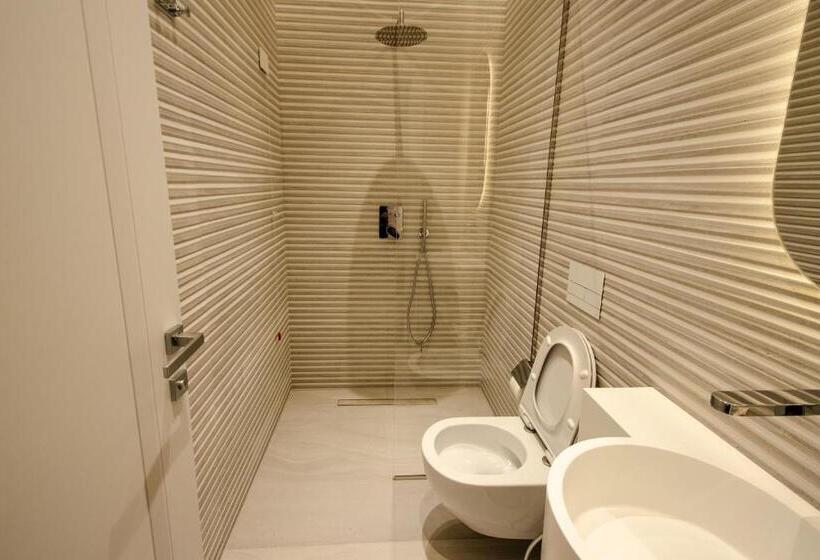 The Crown Boutique Hotel & Spa