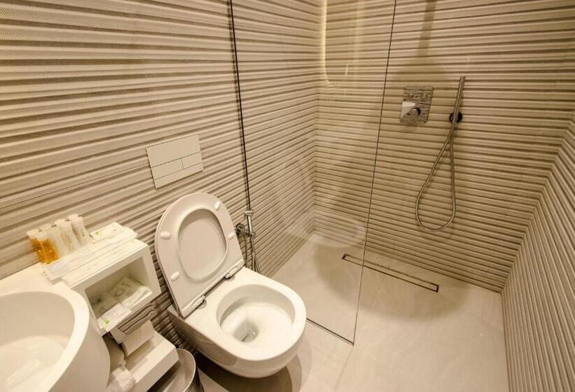 The Crown Boutique Hotel & Spa