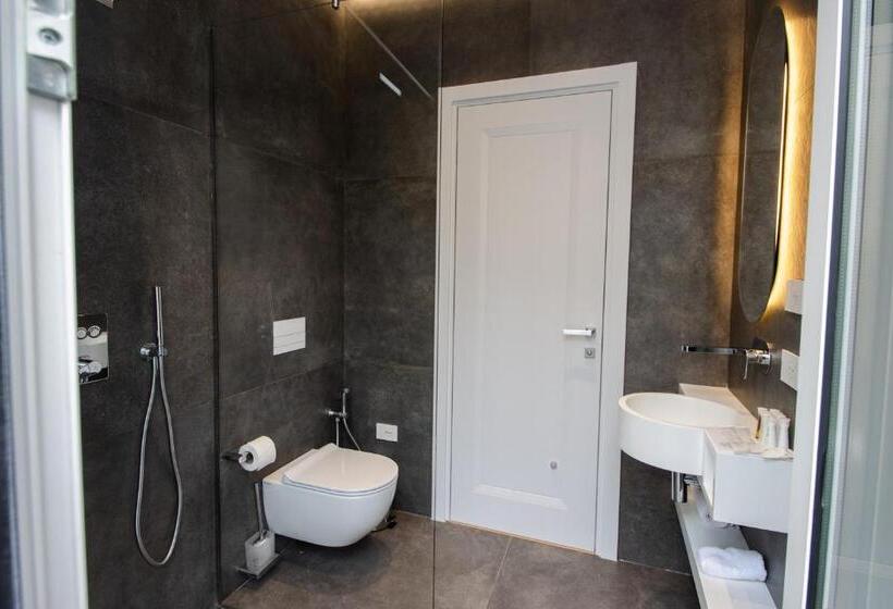 The Crown Boutique Hotel & Spa