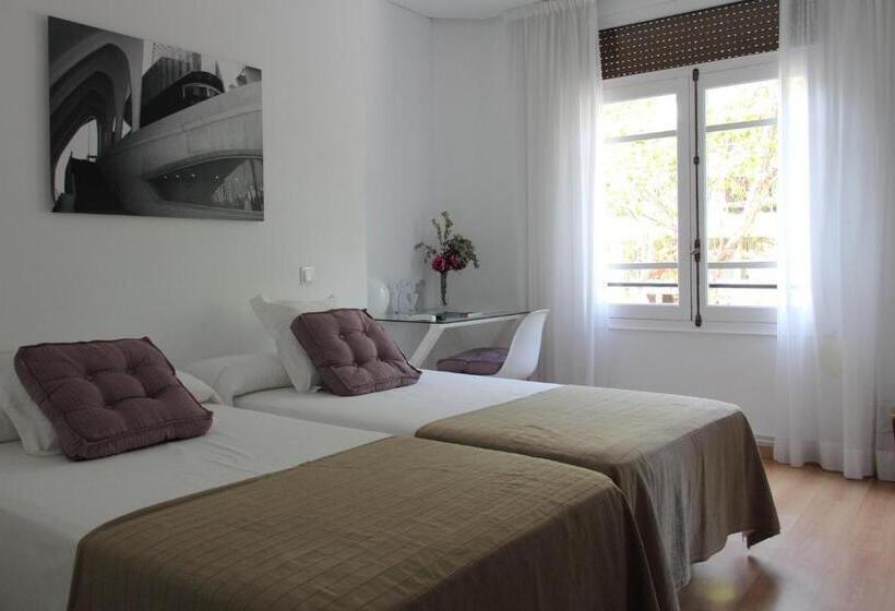 7 Moons Bed & Breakfast