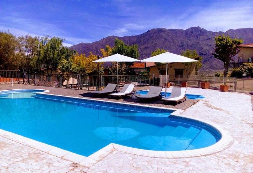 Hostel Aguilas De Piedra