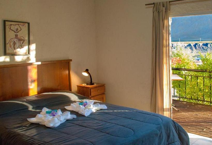 Hostel Aguilas De Piedra