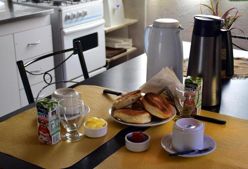 Hostel Aguilas De Piedra