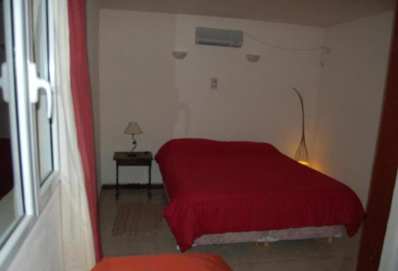 فندق صغير Alojamiento Goos