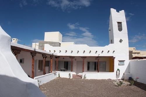 ユースホステル Desert Tracks Rancho