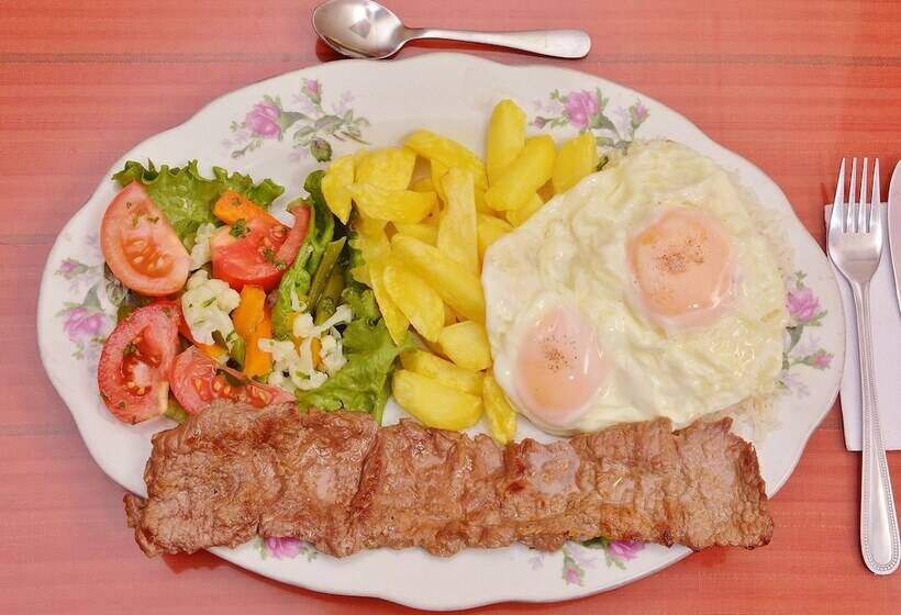 هاستل Hostal Gampala