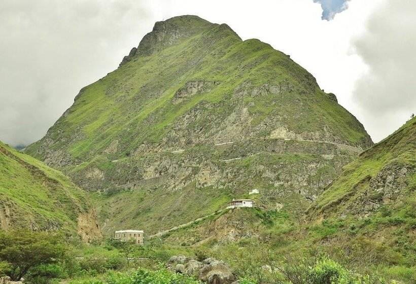 هاستل Hostal Gampala