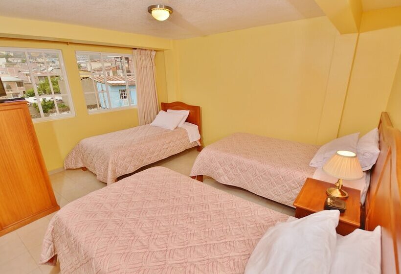 هاستل Hostal Gampala