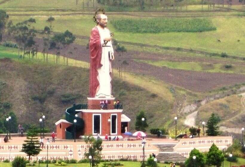 هاستل Hostal Gampala