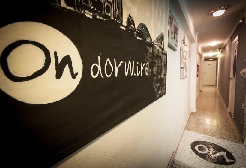فندق صغير Hostal On Dormire Valencia