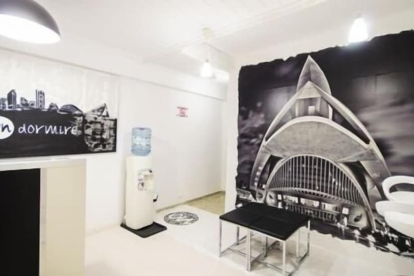 فندق صغير Hostal On Dormire Valencia