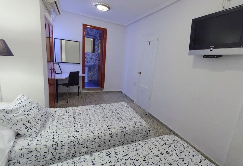 فندق صغير Hostal On Dormire Valencia