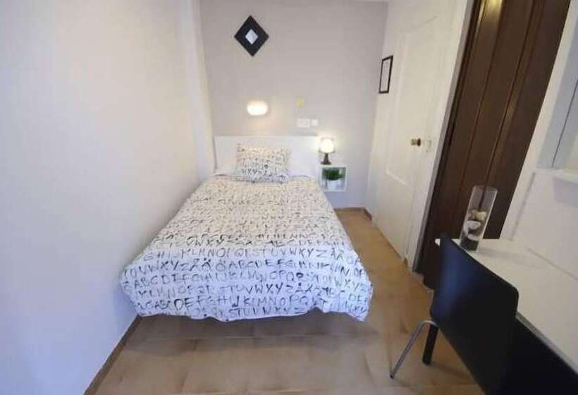 فندق صغير Hostal On Dormire Valencia