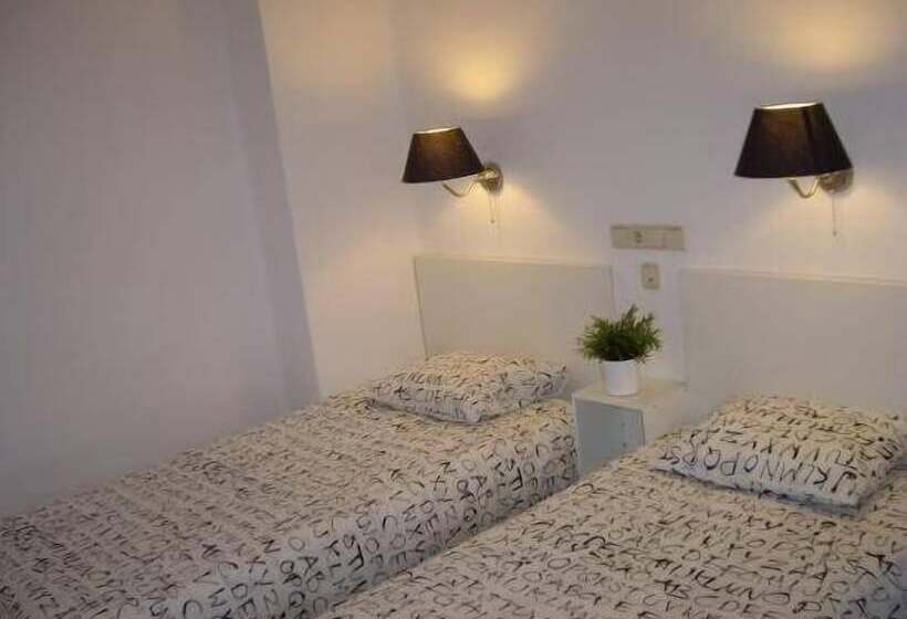 فندق صغير Hostal On Dormire Valencia