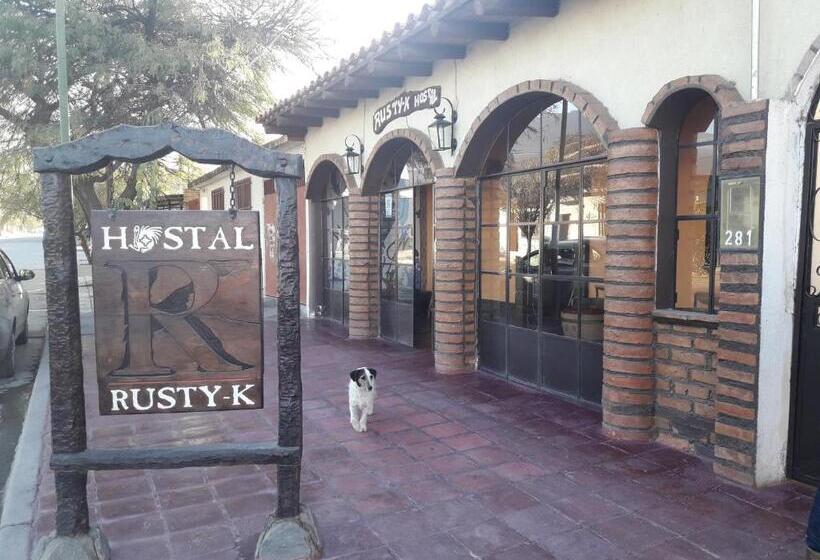 ユースホステル Hostal Rustyk