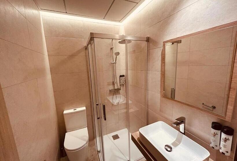 فندق صغير Nommadas Jero  Only Adults