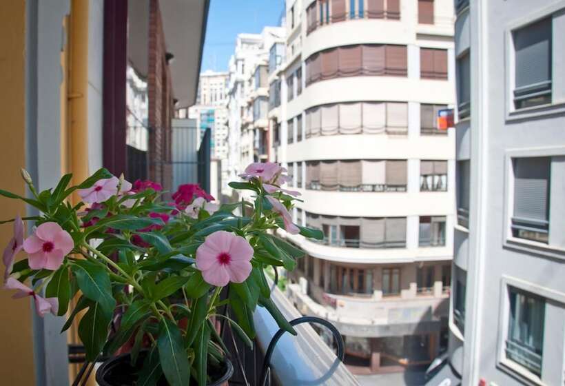 فندق صغير Nommadas Jero  Only Adults