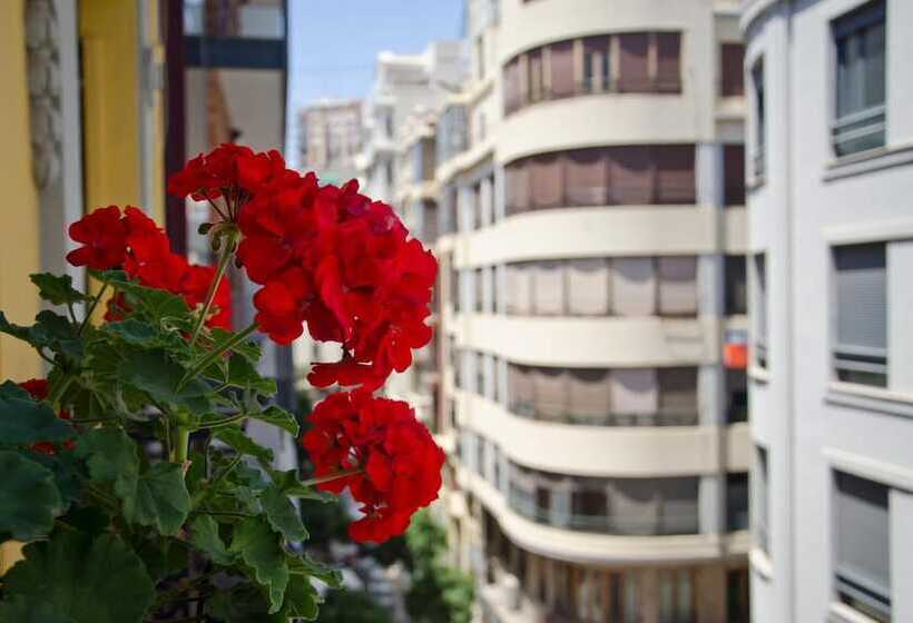 فندق صغير Nommadas Jero  Only Adults