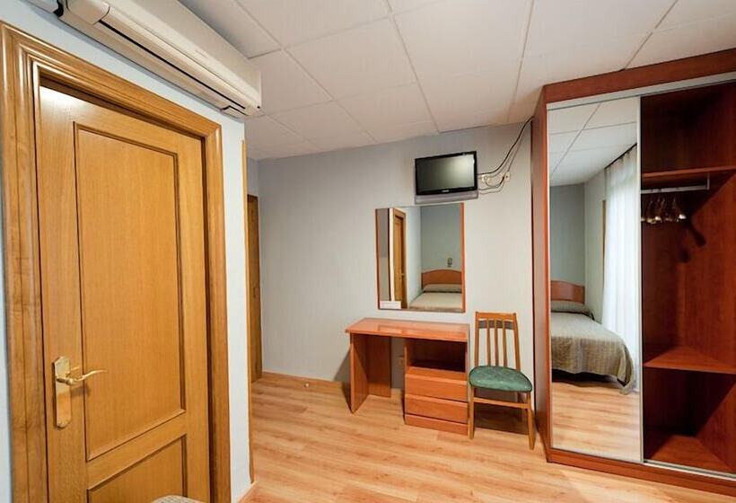 فندق صغير Nommadas Jero  Only Adults