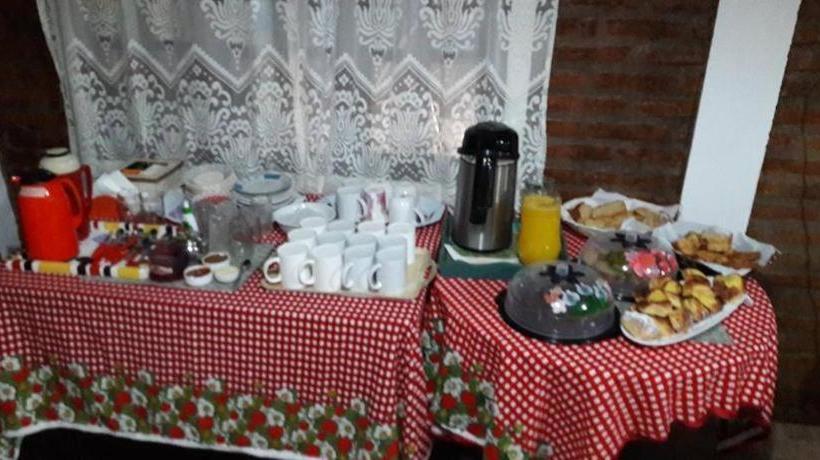 هاستل Residencial Azaleas Place Guest House