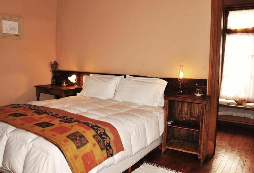 Antigua Casona Bed & Breakfast