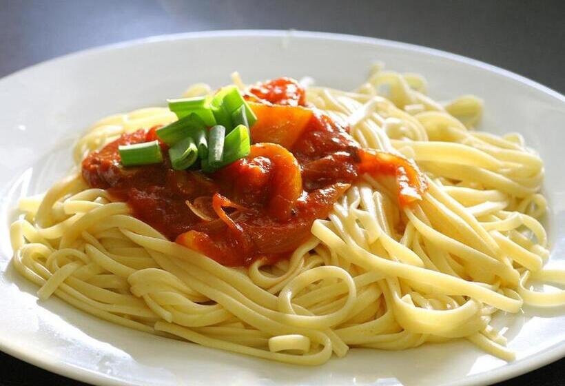 تختخواب و صبحانه Don Remo