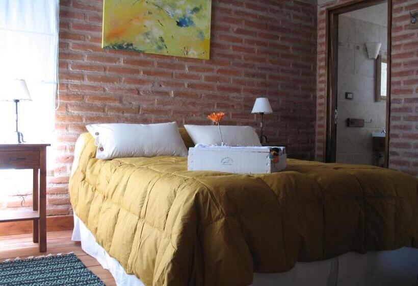 مبيت وإفطار Refugio Del Guira Guira