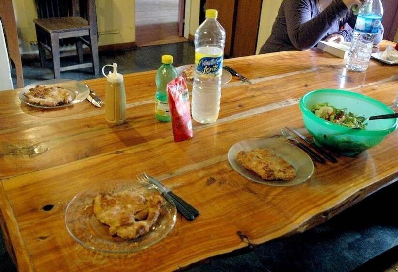 Casa Del Pueblo   Hostel