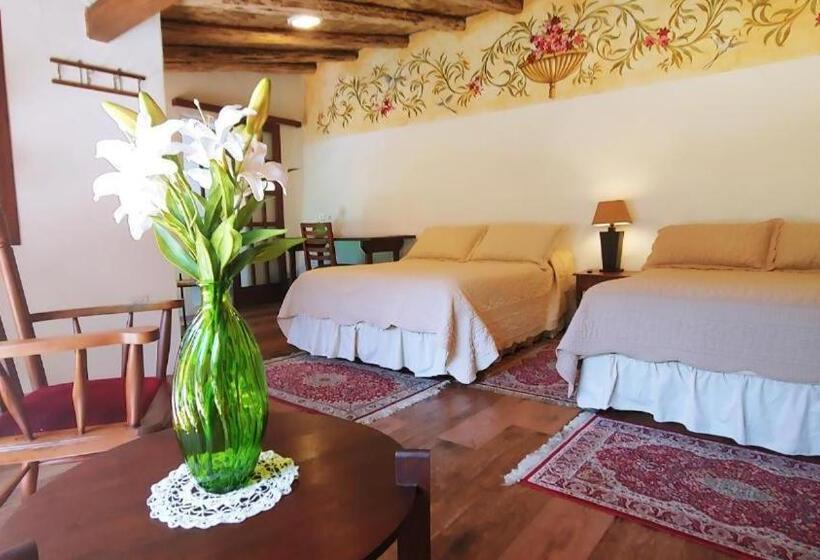 Casa Montalvo Bed & Breakfast