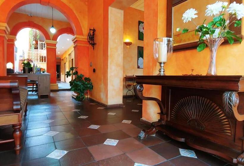 Casa Montalvo Bed & Breakfast