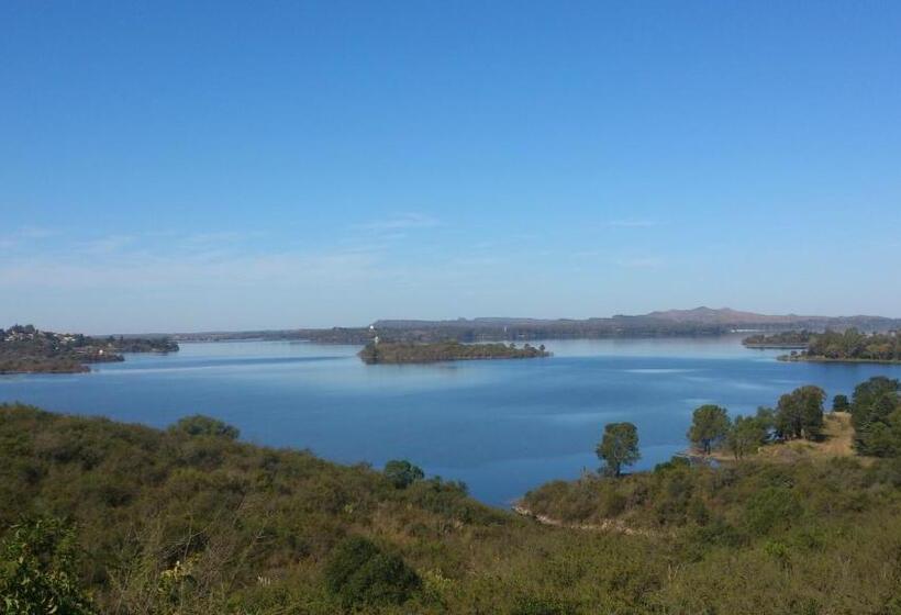 Casita De Piedra B&b