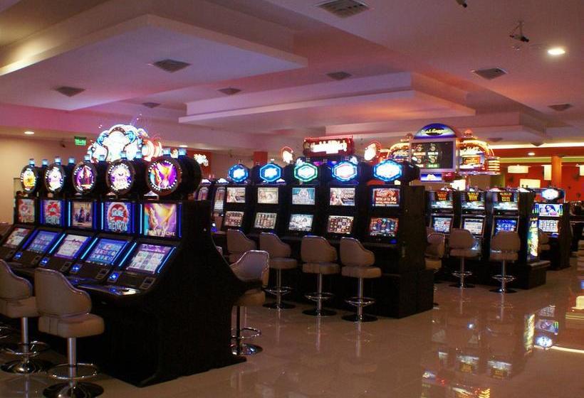 Condado Hotel Casino Paso De La Patria