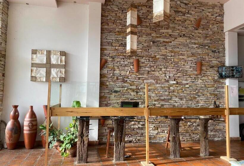 Costanera Mar Hotel & Suites