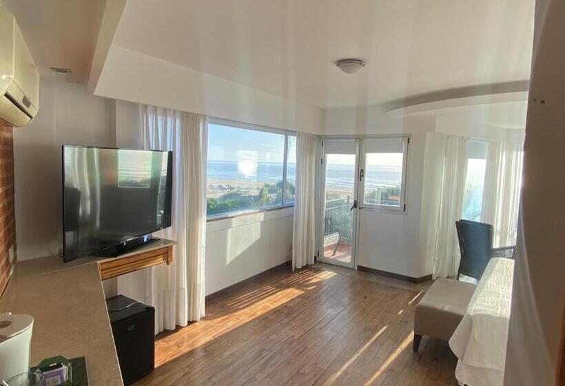 Costanera Mar Hotel & Suites