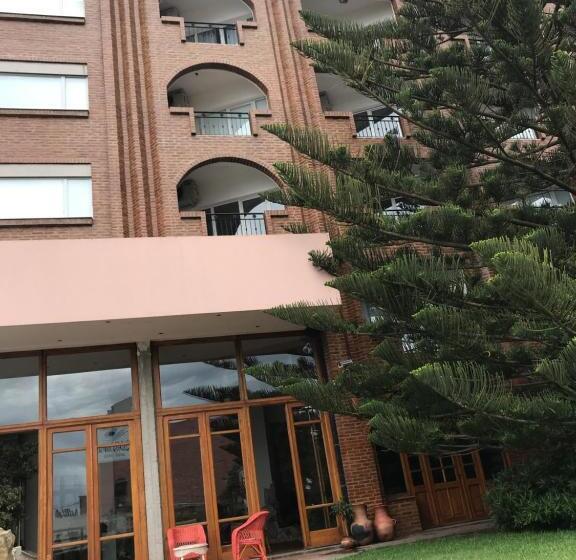 Costanera Mar Hotel & Suites