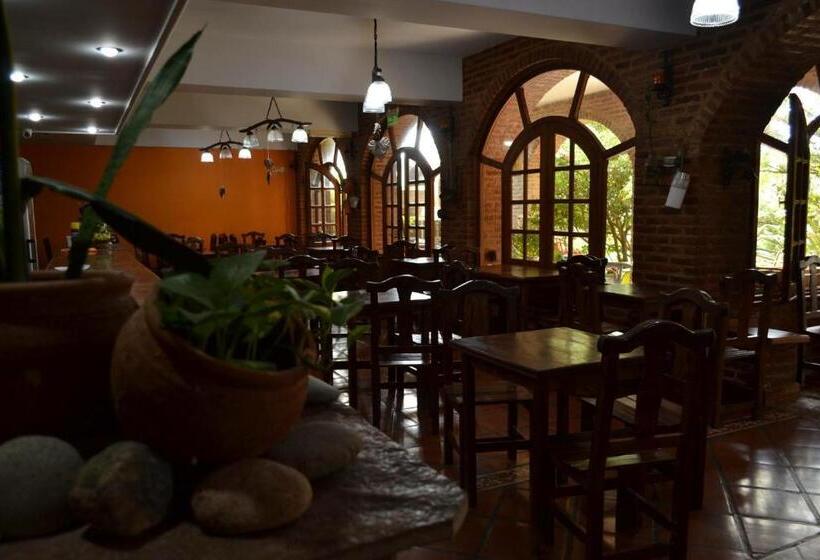 Costanera Mar Hotel & Suites