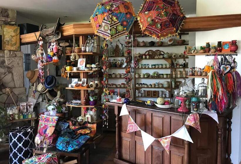 Costanera Mar Hotel & Suites