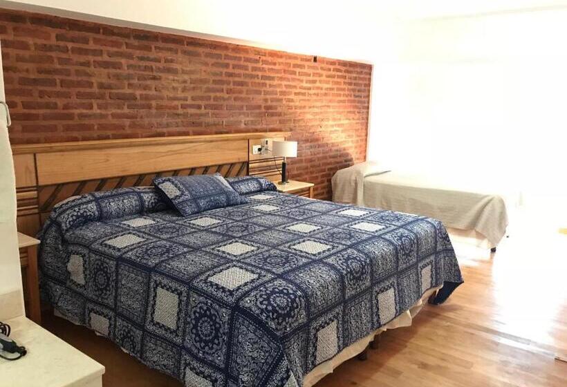 Costanera Mar Hotel & Suites