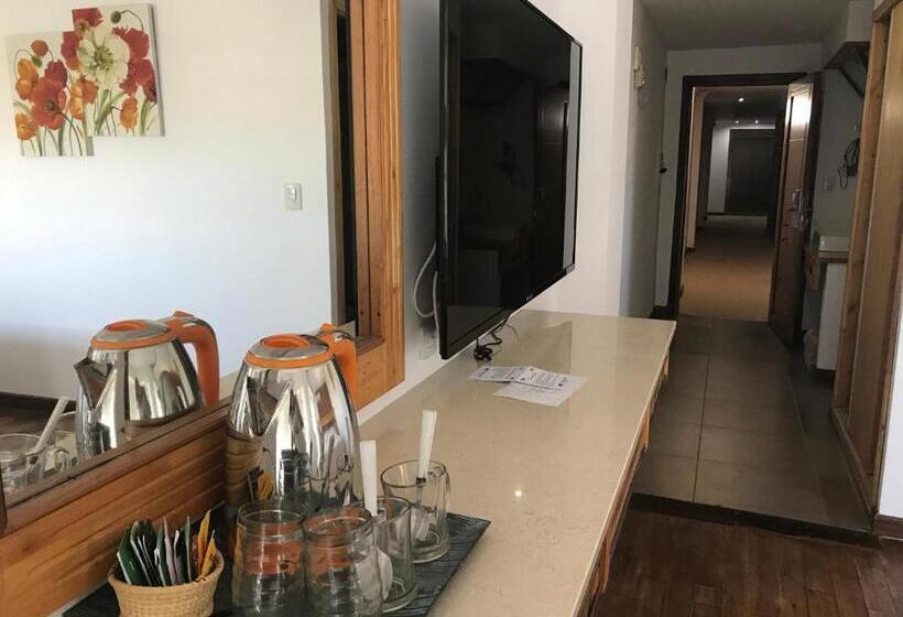 Costanera Mar Hotel & Suites