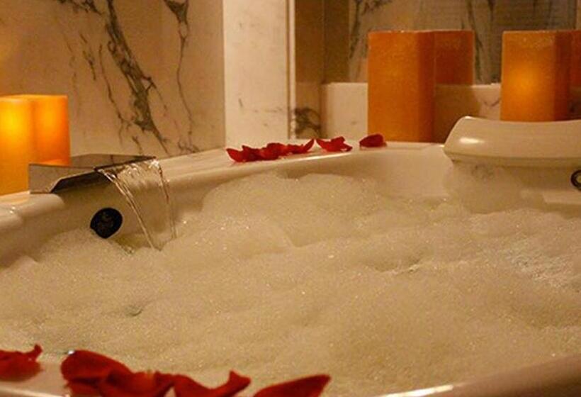 Gran Hotel Fontainebleau