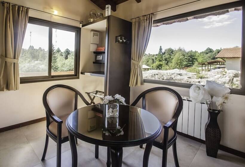 فندق Aires Serranos   Suites